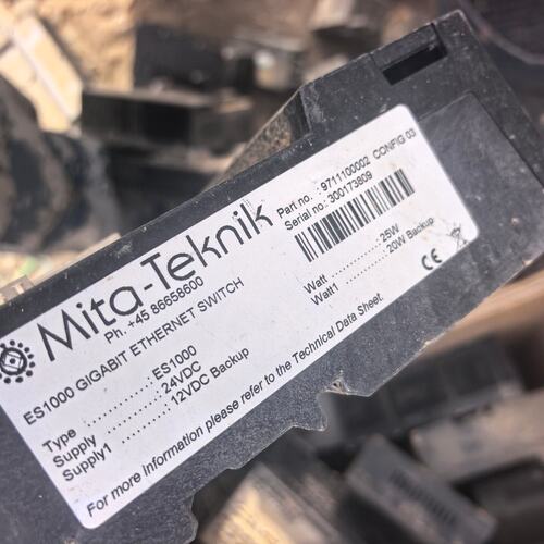 可维修Mita-Tekk米塔千兆以太网交换机，型号ES1000议价