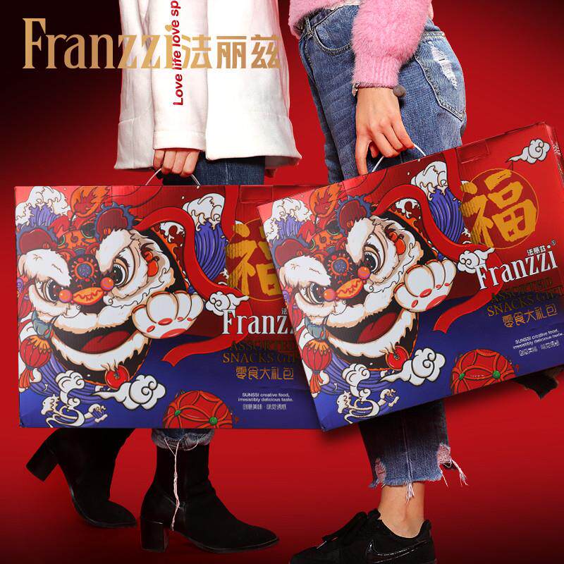 正宗曲奇礼盒巧克力味夹心饼干美味休闲小零食大礼包节假日