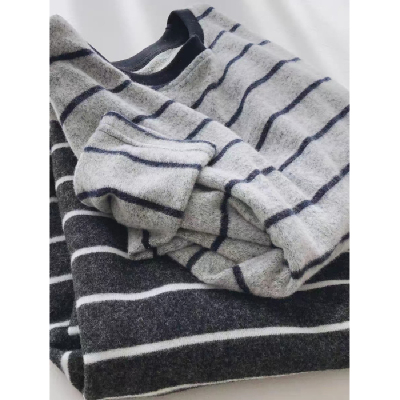 秋冬季软糯长袖t恤女宽松慵懒风韩系撞色条纹大码胖mm家居服上衣