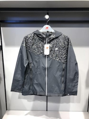 夹克外套NEWBALANCE长袖休闲