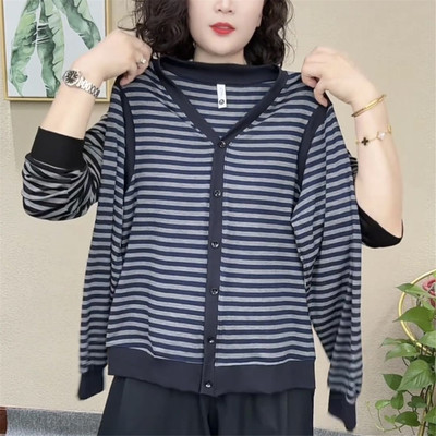 女士新款春秋拼色t恤条纹洋气V领