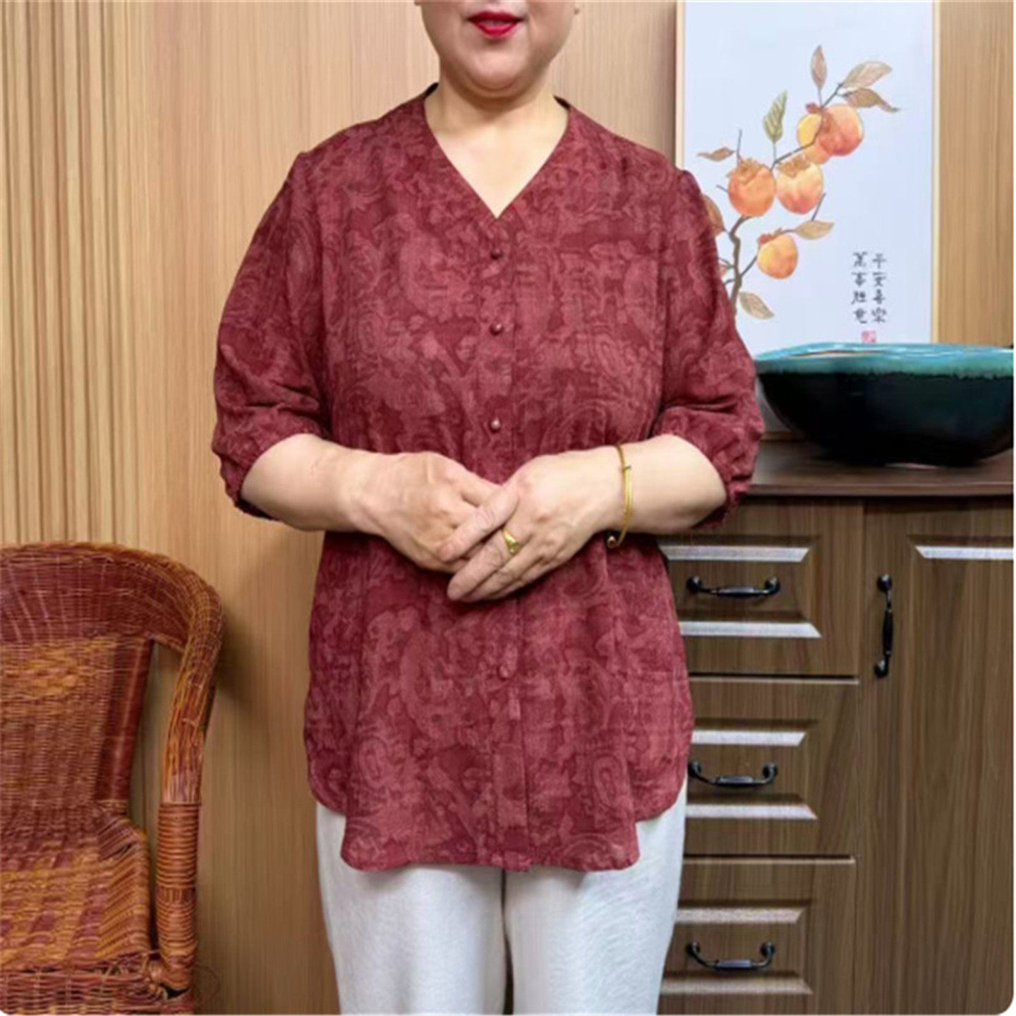 新中式复古V领五分袖花纹衬衫女装夏季妈妈装宽松显瘦中老年上衣