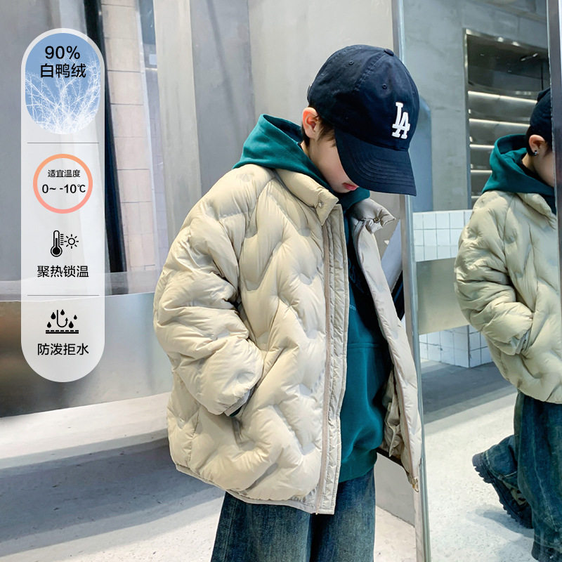 男童轻薄90白鸭绒羽绒服冬装2025年新款中大儿童短款保暖童装外套