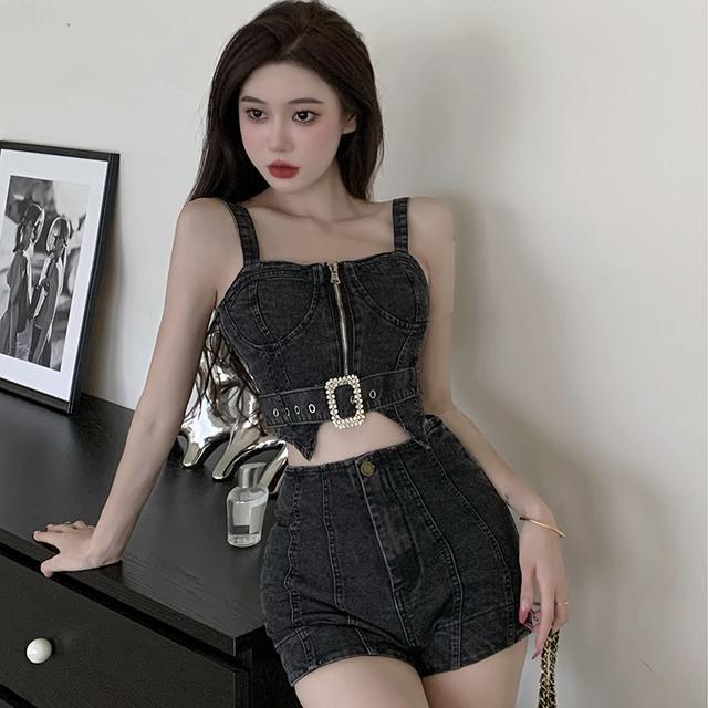 夏季牛仔抹胸上衣短款小众性感修身显瘦辣妹短裤纯欲风小个子套装