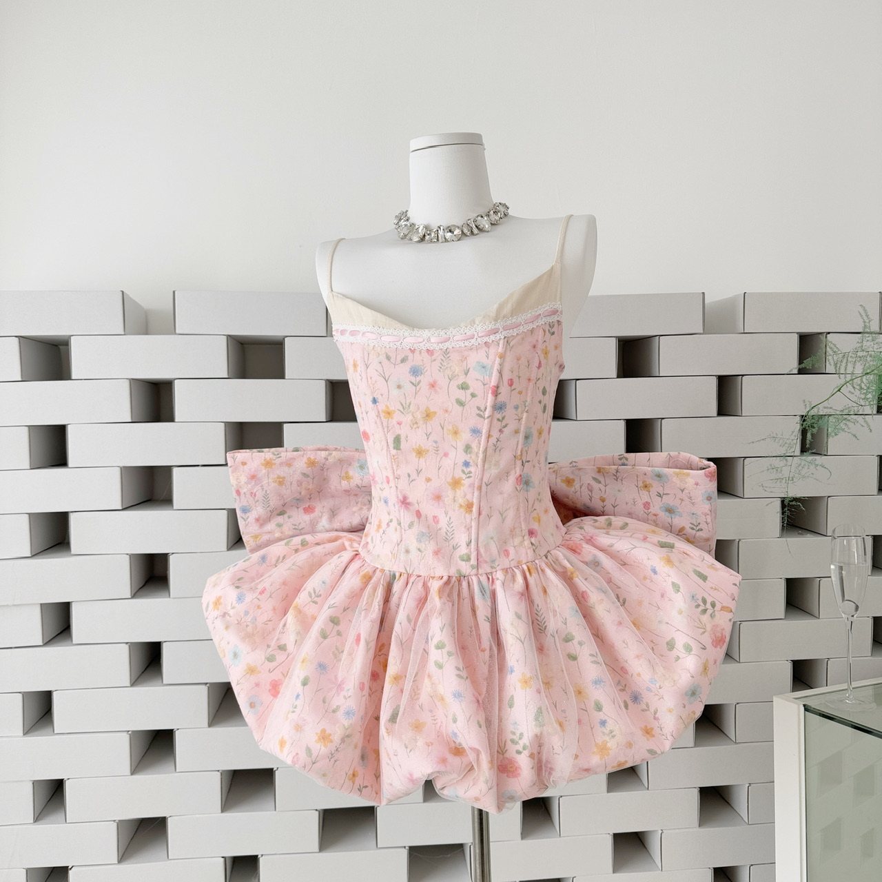 Sweet少女碎花吊带鱼骨修身蝴蝶结A字裙甜美生日裙礼裙无袖短裙