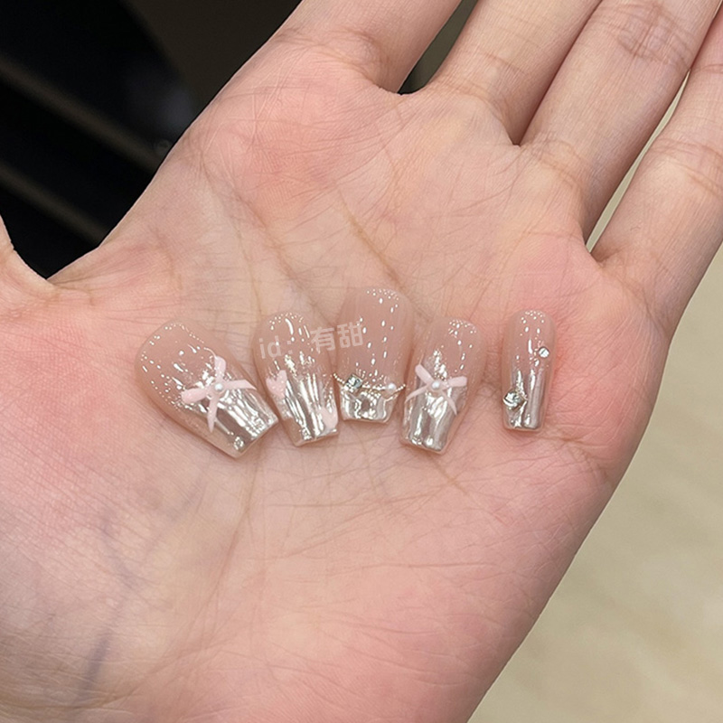 高质量穿戴甲中长款春夏高级感超显白穿戴美甲手工定制甲片穿戴式