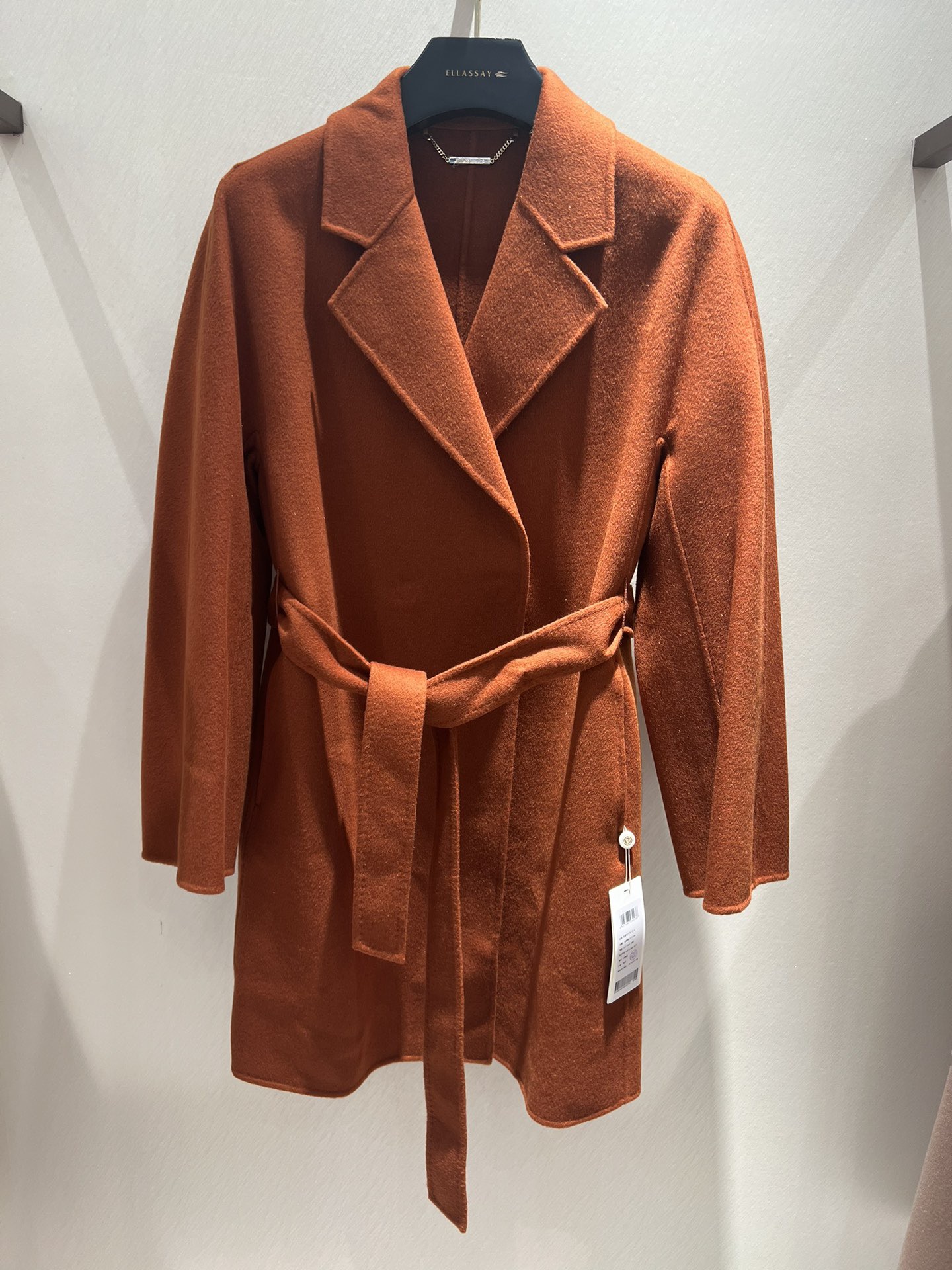 歌家女装  22年全标大货  焦糖色羊毛大衣 EWE334D01600