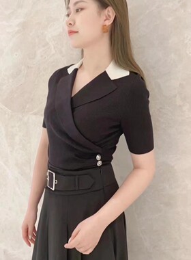 歌L思  黑色专柜爆款针织衫 EWF332M02400