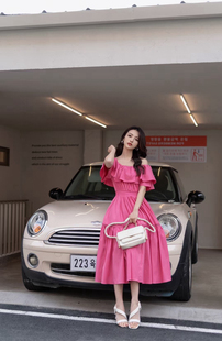 歌家女装 EWE331Y22700 22年全标大货 粉色连衣裙