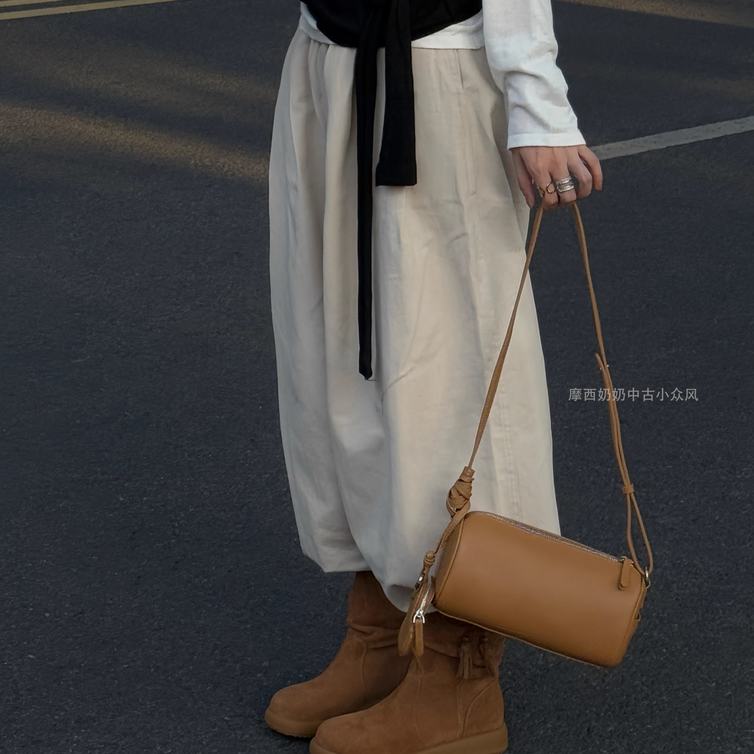 头层牛皮笔筒包长期主义斜挎包