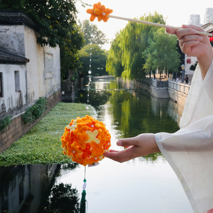 春节活动非遗扭扭棒绣球灯笼手工成品国潮手提发光氛围花灯球灯