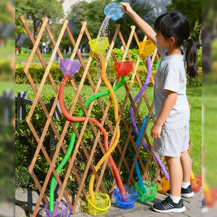幼儿园教具光影游戏环创开放性玩水材料儿童透明彩虹水桶漏斗量杯