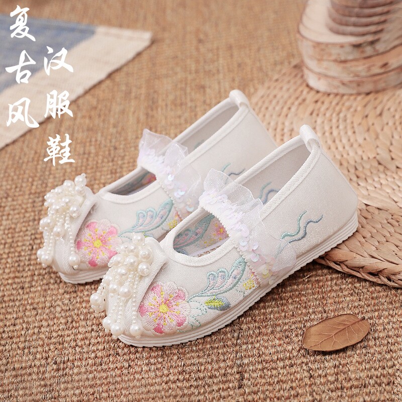 马面裙鞋子唐制汉服鞋圆头红色古风搭配的中国风小女孩绣花舞蹈鞋
