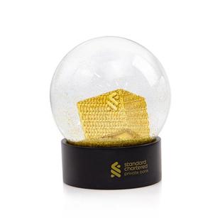 樹脂雪花球紀(jì)念品廠家金色建筑物帶飄金粉玻璃雪花球擺件