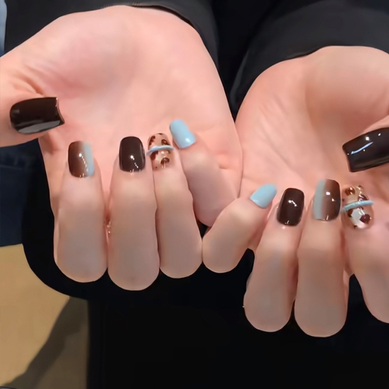 穿戴甲短款甲片高级感法式黑蓝豹纹撞色美甲甜酷辣妹预制假指甲片