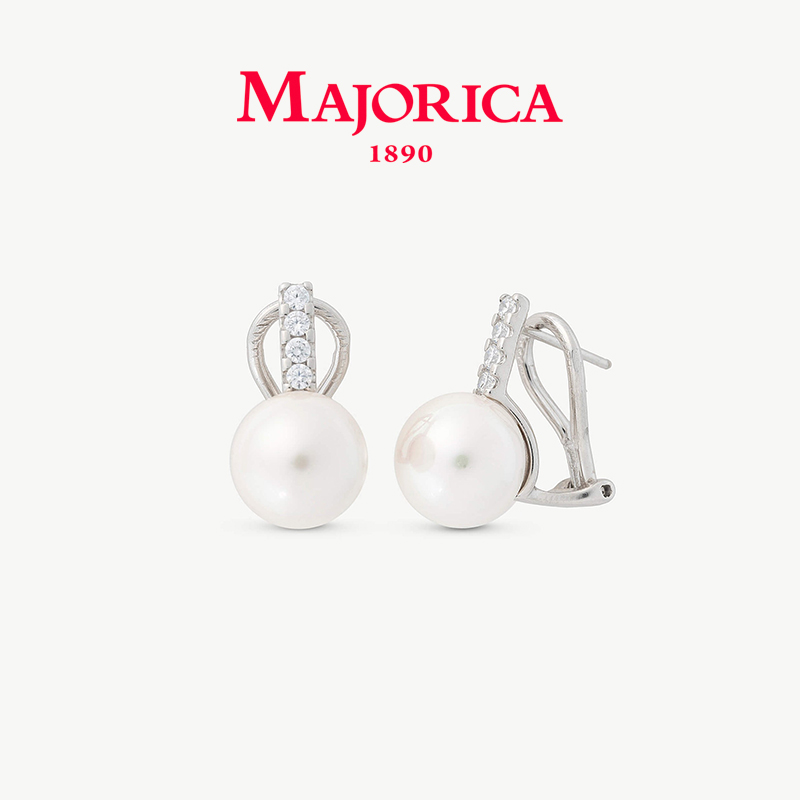 MAJORICA美娇丽佳手作珍珠耳饰