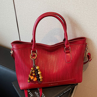 高级感大容量红色新娘婚包2025新款百搭复古时尚托特包通勤斜挎包