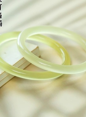 青白玉叮当手镯女圆条少女冰种阿料玉镯年轻款冰透浅绿色9宽圆条