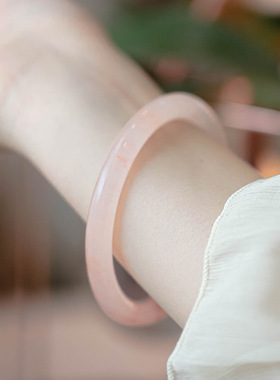 桃花酿纯天然玉镯女年轻款真玉粉色金丝玉少女细圆条手镯佘太翠