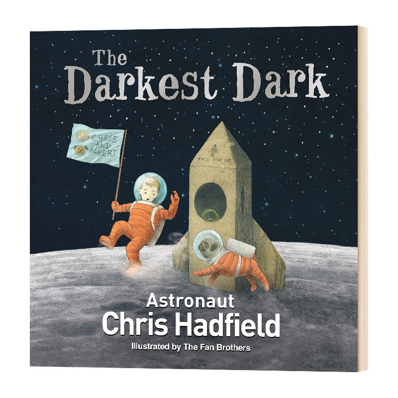 黑暗的深处 英文原版小说 the darkest dark 太空宇航员绘本 范氏兄弟