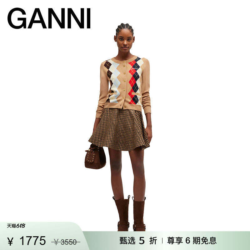 【甄选折扣】GANNI女装 撞色菱格毛衣长袖衫针织外搭 A107005502Q