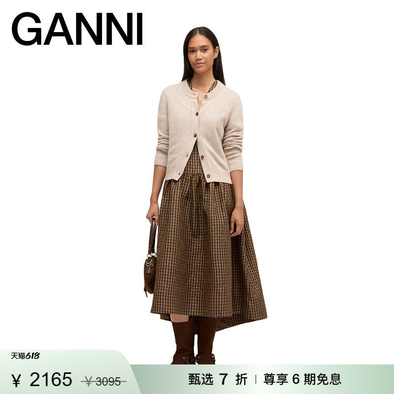 【甄选折扣】GANNI女装 简约优雅法式刺绣毛衣针织开衫 K2594934