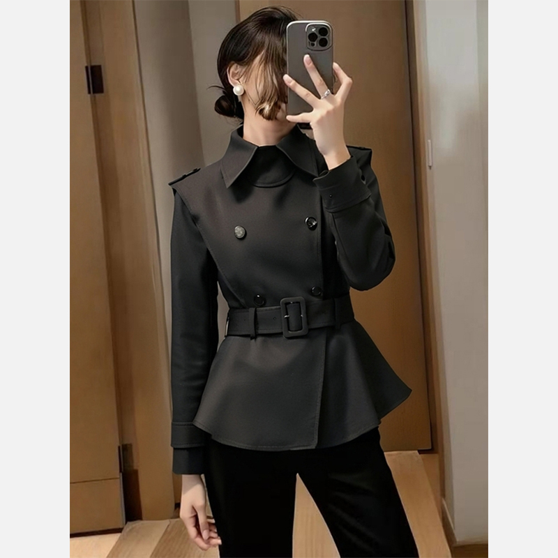 高级感气质赫本风黑色外套女2025秋季新款超好看收腰显瘦独特上衣