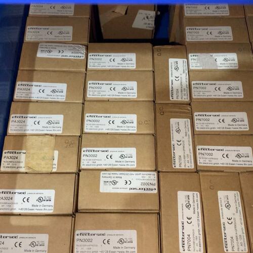 议价ifm压力传感器PA3024PN300PA3023