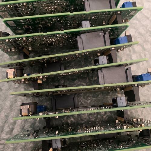 议价PLCFX3UFX3U-64MRFX3U-64MTFX3U64MRFX3U64MT