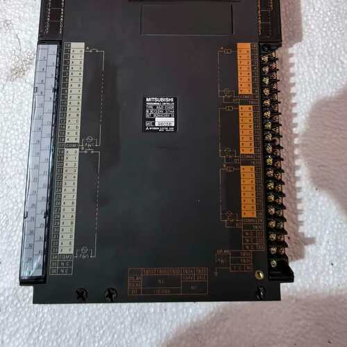 议价PLC扩展模块 A0J2-E56DR，件，成色还可以