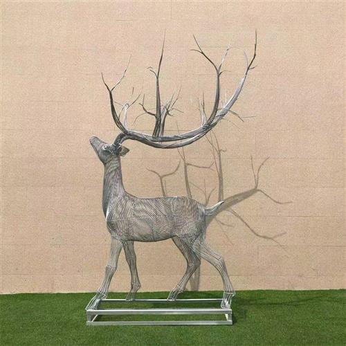 不锈钢雕塑定制大型户外园林景观像人物摆件鹿鱼月亮圆环镂空浪花