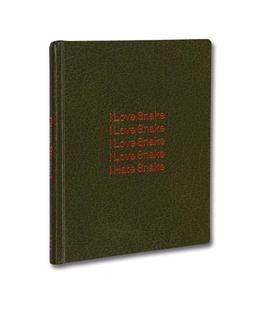 Strand 摄影集 Plays 女孩 与蛇一起玩耍 克莱尔斯特兰德 Clare Snake with Girl 现货