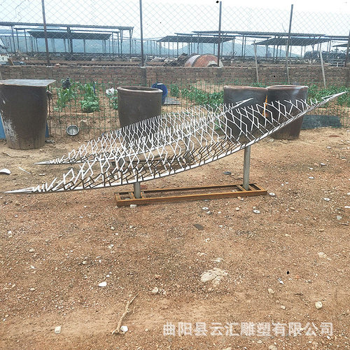 不锈钢雕塑镂空树叶金属叶子售楼部别墅酒店镜面拉丝植物装饰摆件