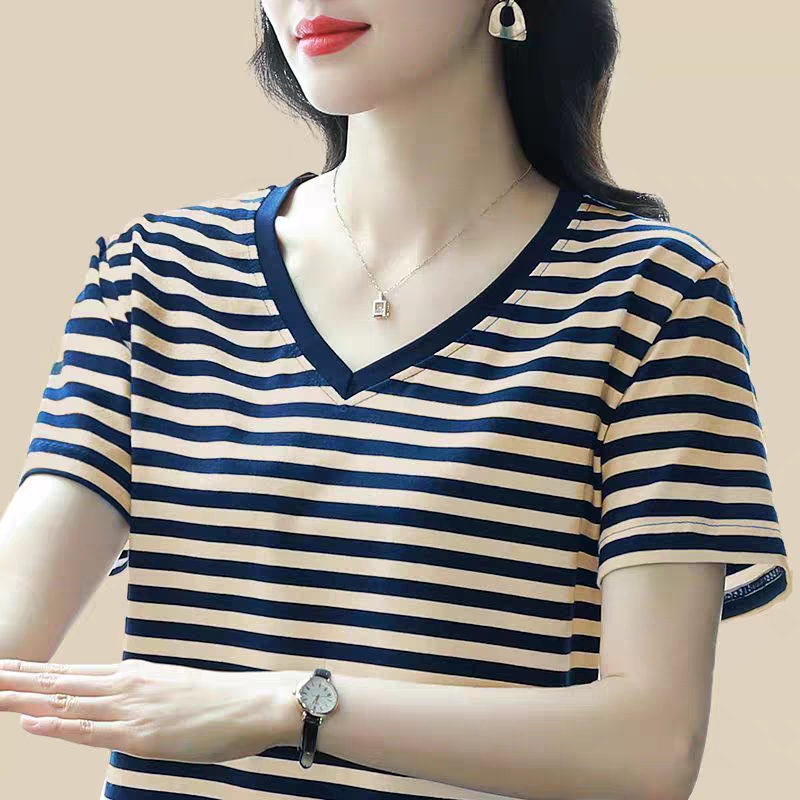 新款夏装宽松大码中年妈妈正肩短袖t恤女装条纹半袖体恤显瘦上衣