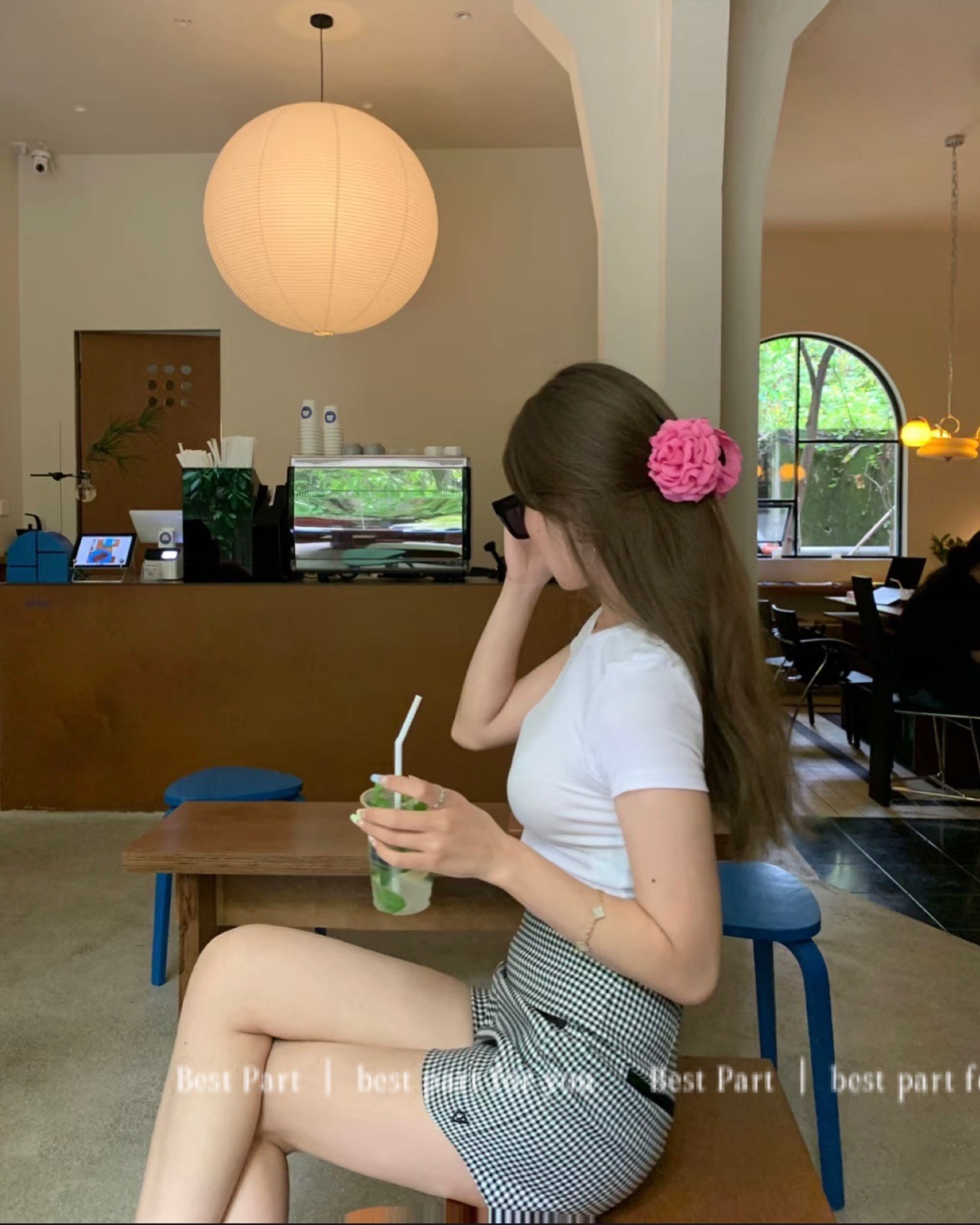 Caro同款花朵抓夹女高级感气质简约后脑勺盘发鲨鱼夹发卡头饰春夏