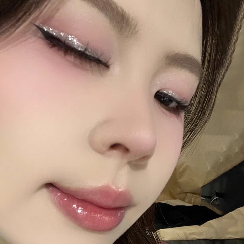 牛郎~小灯泡液体眼影女啫喱爆闪珠光碎闪眼线高光提亮液亮片正品