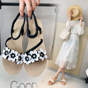 厂家直销41-43大码女鞋42平底凉鞋女松糕波西米亚花朵复古罗马鞋