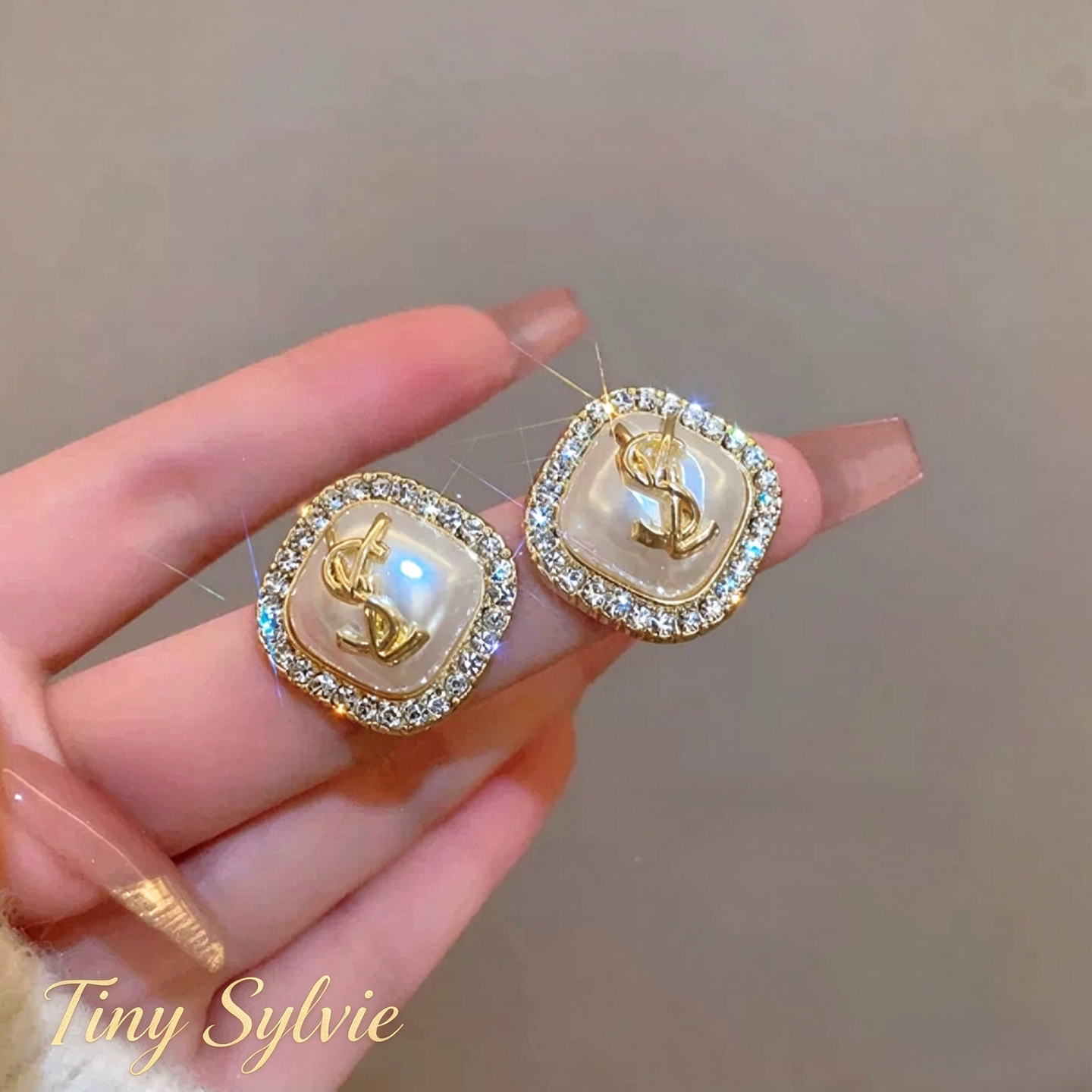 TinySylvie轻奢闪钻字母耳钉