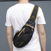 户外超轻胸包男女休闲骑行胸前包轻便运动小挎包2025单肩斜挎包潮