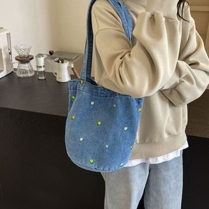 唐酷大容量帆布水桶包女刺绣牛仔布手拎通勤百搭单肩包