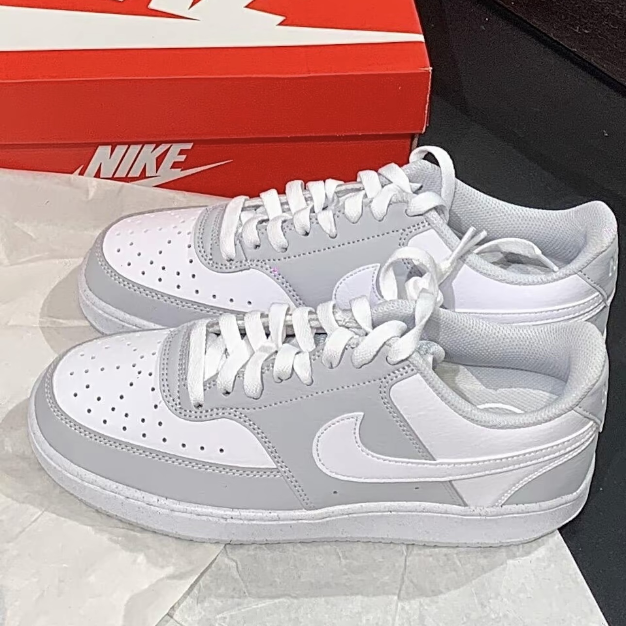 Nike Court Vision 板鞋 复古缓震抓地板鞋HM9862-002