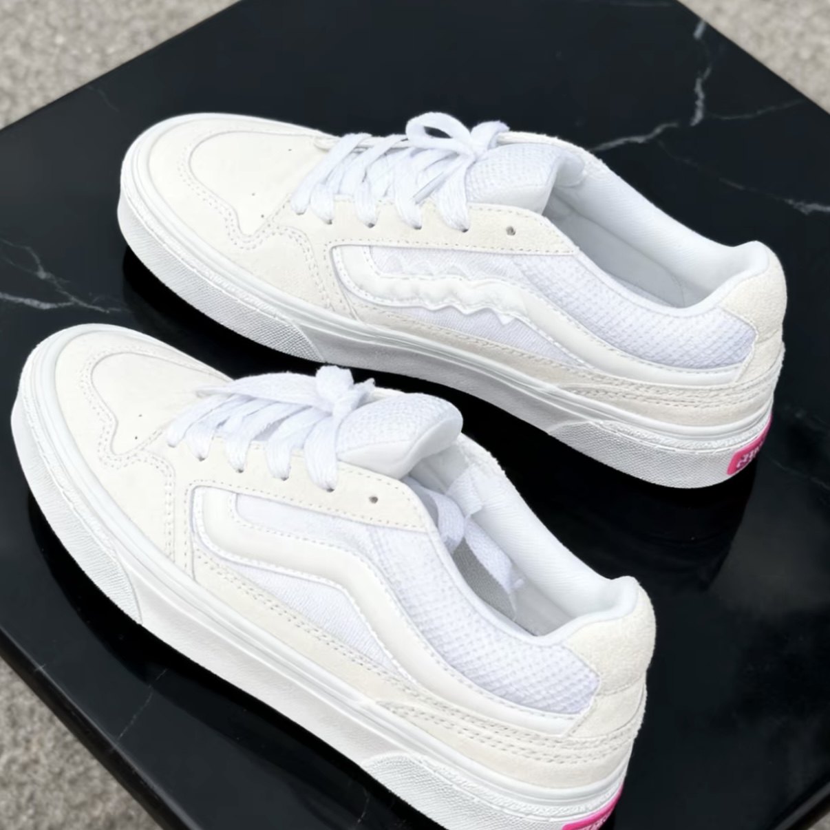 Vans Caldrone 低帮 板鞋 女款 白色VN0007P9WHT黄