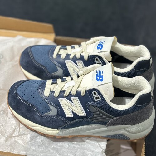 New Balance 580 减震防滑 轻便透气 耐磨舒适运动休闲鞋MT580EEC