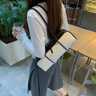 Unique blue法棍包亚麻拼皮波士顿包腋下手拎通勤百搭气质单肩包