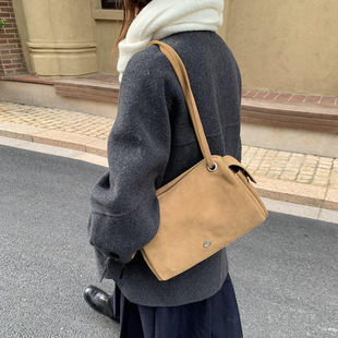 Unique 牛皮绒面单肩包百搭通勤简约拉链纯色复古腋下包 blue韩版