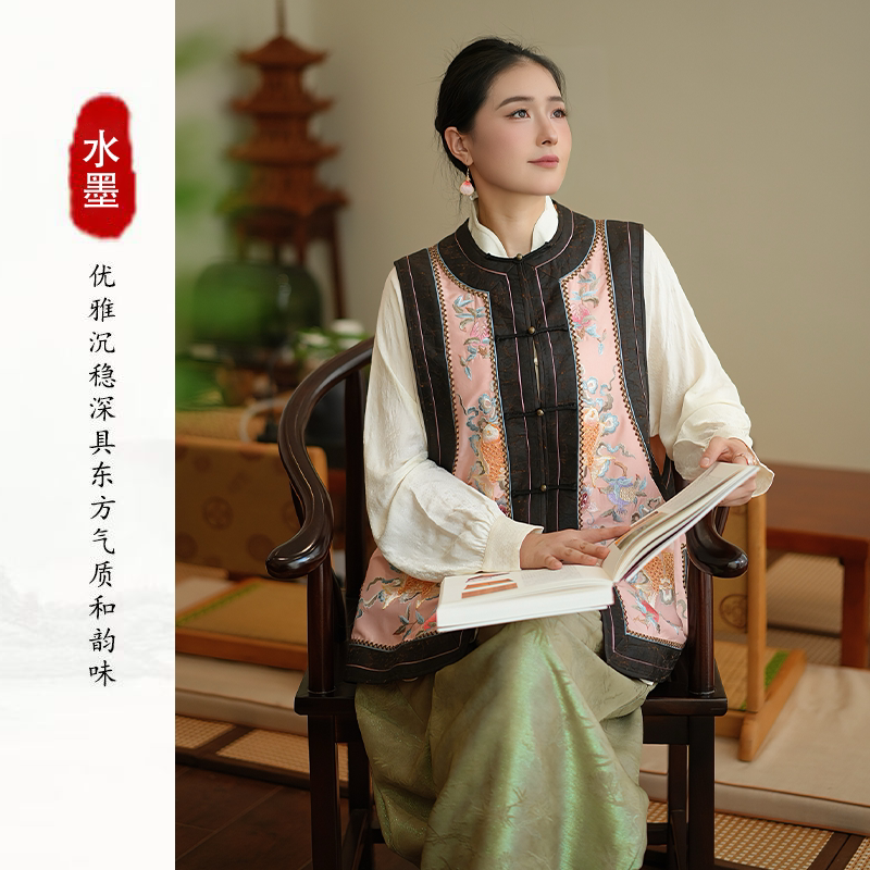 【桃禧锦鲤】设计师原创新中式国风双宫茧手绣秋季新款马甲M86260