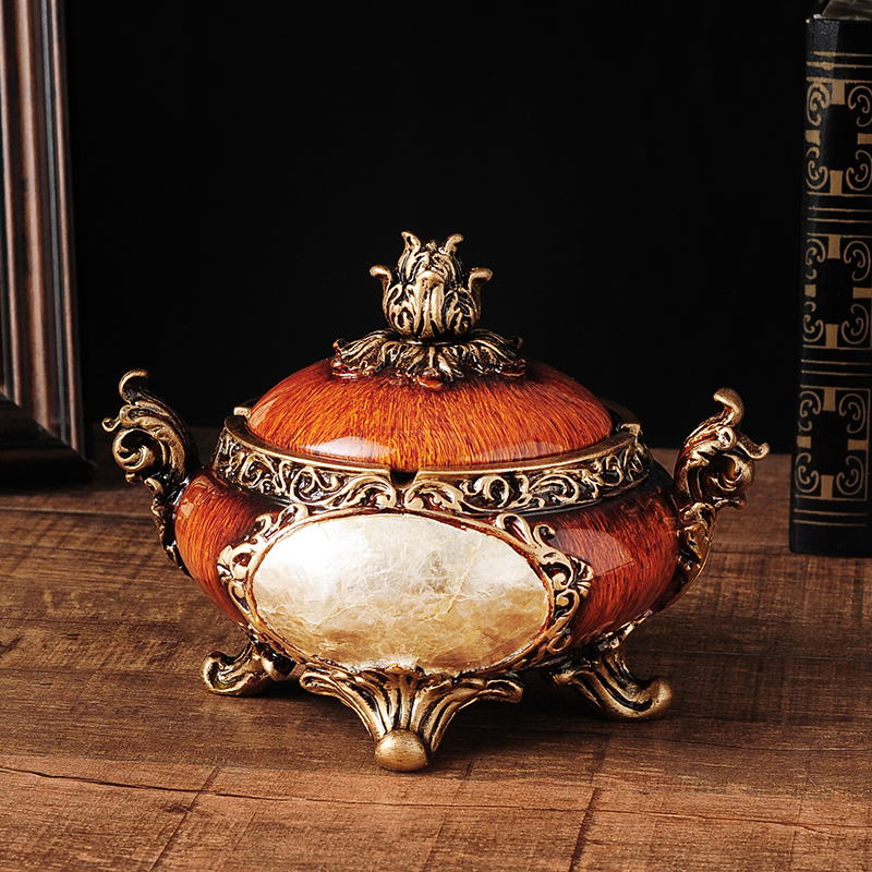 欧式复古大号带盖烟灰缸创意奢华客厅装饰高档茶几防风实用摆件