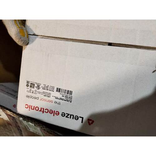 原装全新接近开关II5676 IIW200 IIW201 IIW202电感式传感器议价