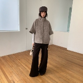 宽松燕麦色高领中袖 dorydory2025秋冬款 五分袖 羊毛呢斗篷短外套女