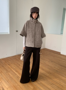 dorydory2025秋冬款五分袖宽松燕麦色高领中袖羊毛呢斗篷短外套女